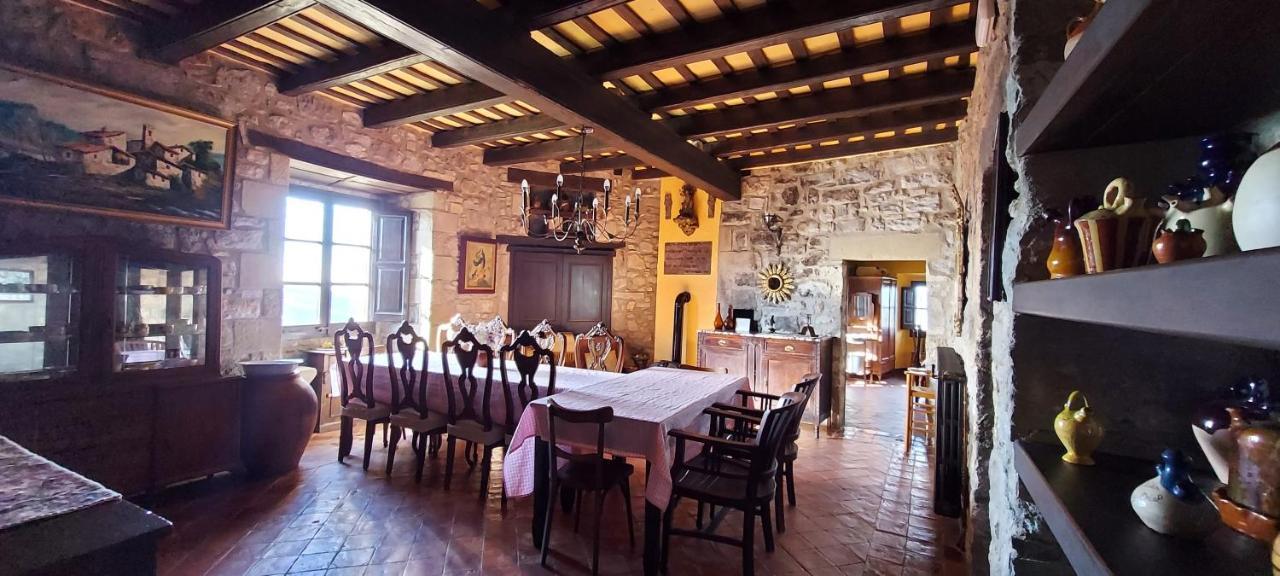 Castell De Llaes Villa Kültér fotó
