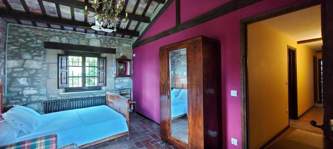 Castell De Llaes Villa Kültér fotó